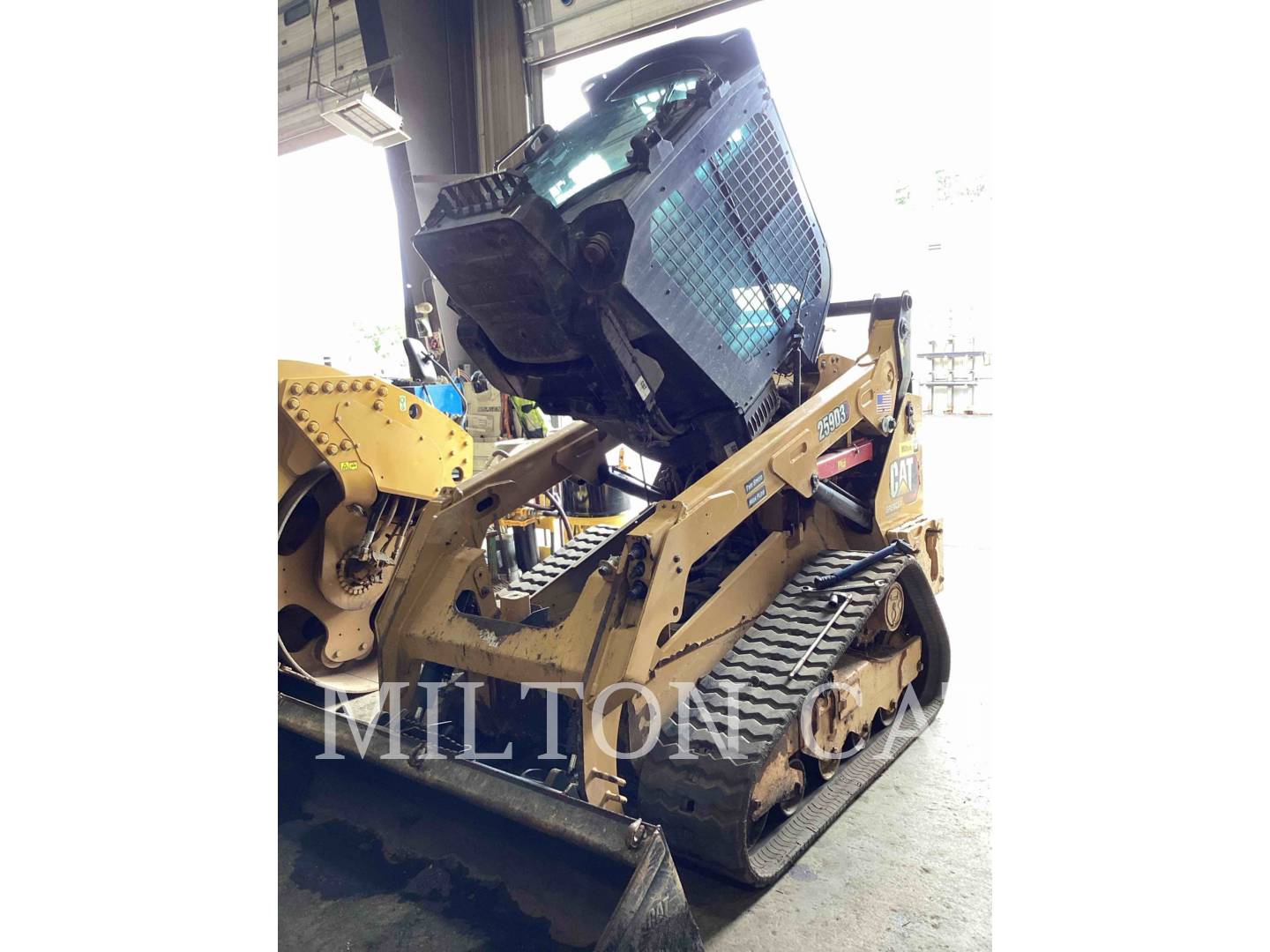 Caterpillar 259D3, 2671 hours, S/N: CW915471, 2021