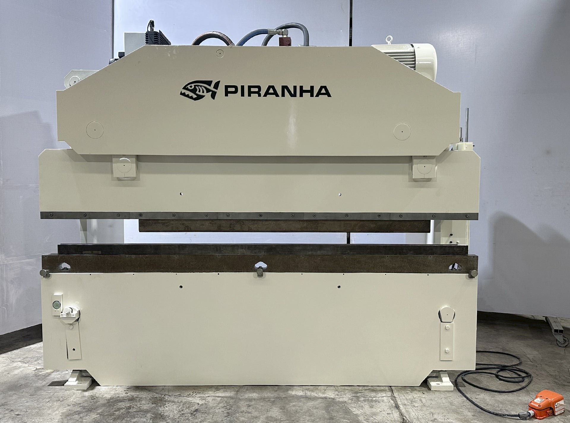 95 Ton, Piranha #9510, hydraulic press brake, 10' overall, 101" between housing, 5" stroke, 8" throat, 220