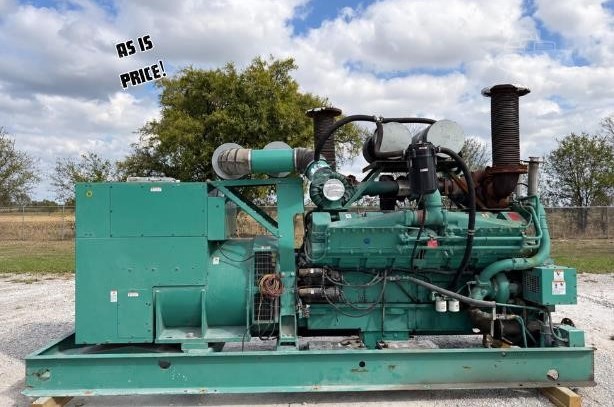 1500 KW Cummins #1500DFMB, Diesel Generator, 480 Volts, 1800 RPM, 2220 HP engine, digital control panel, 3PH