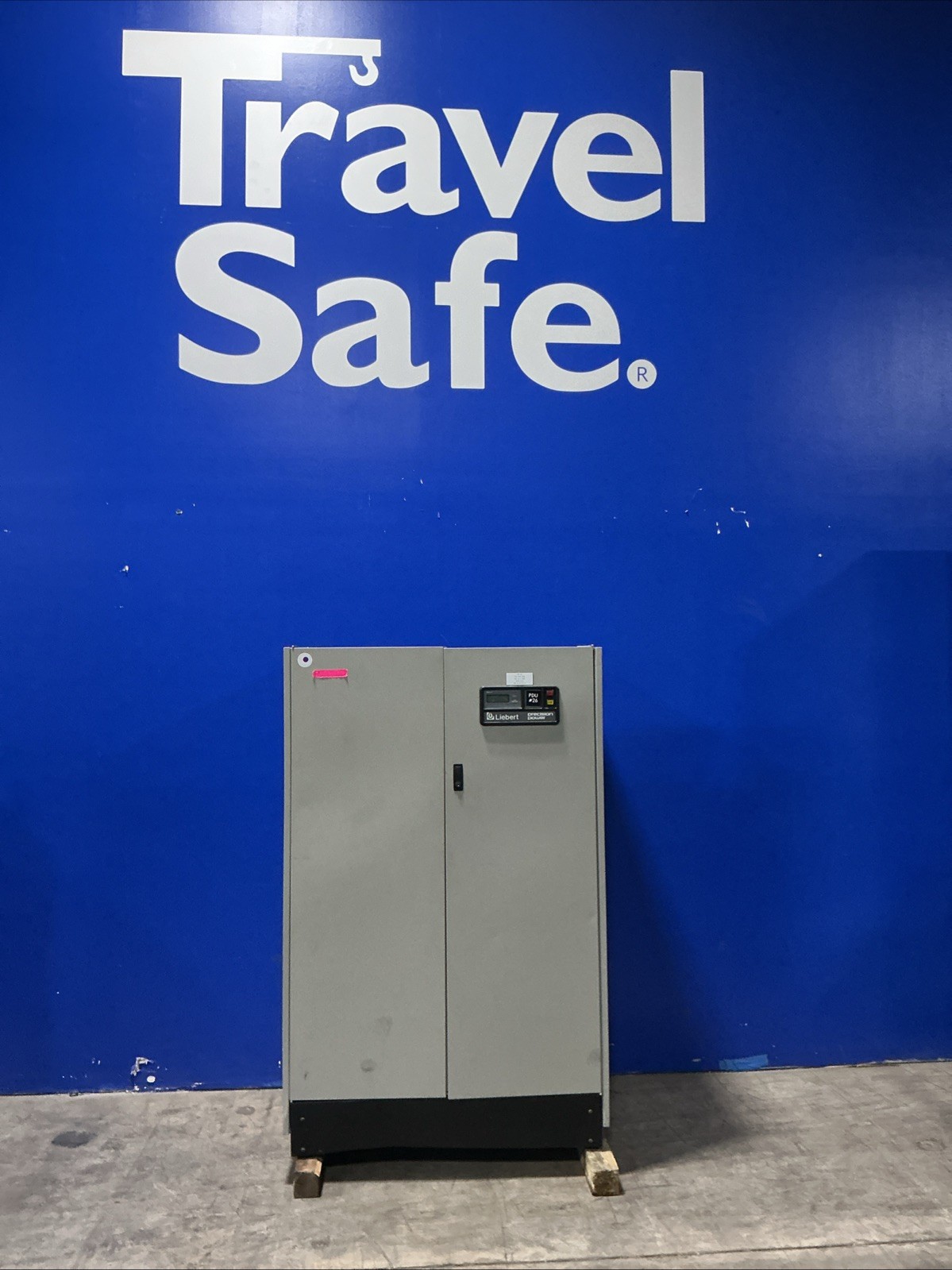 225 KVA Liebert #PPA225C, PDU, 278 Amps, 480 x 208/120 Volts, 3PH, 3 panels, 2 subfeeds