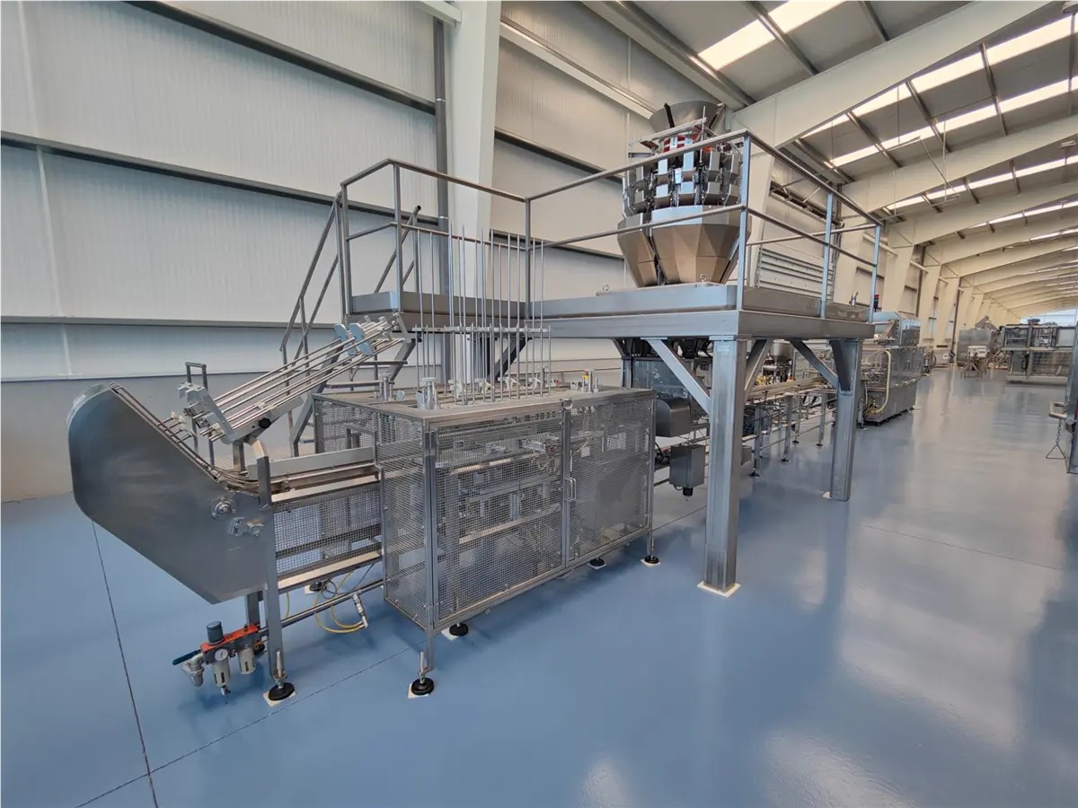 Mondini #Evoluzione-Super-E-380-VG, tray filling & sealing line, w/ destacker, Ishida multihead weigher