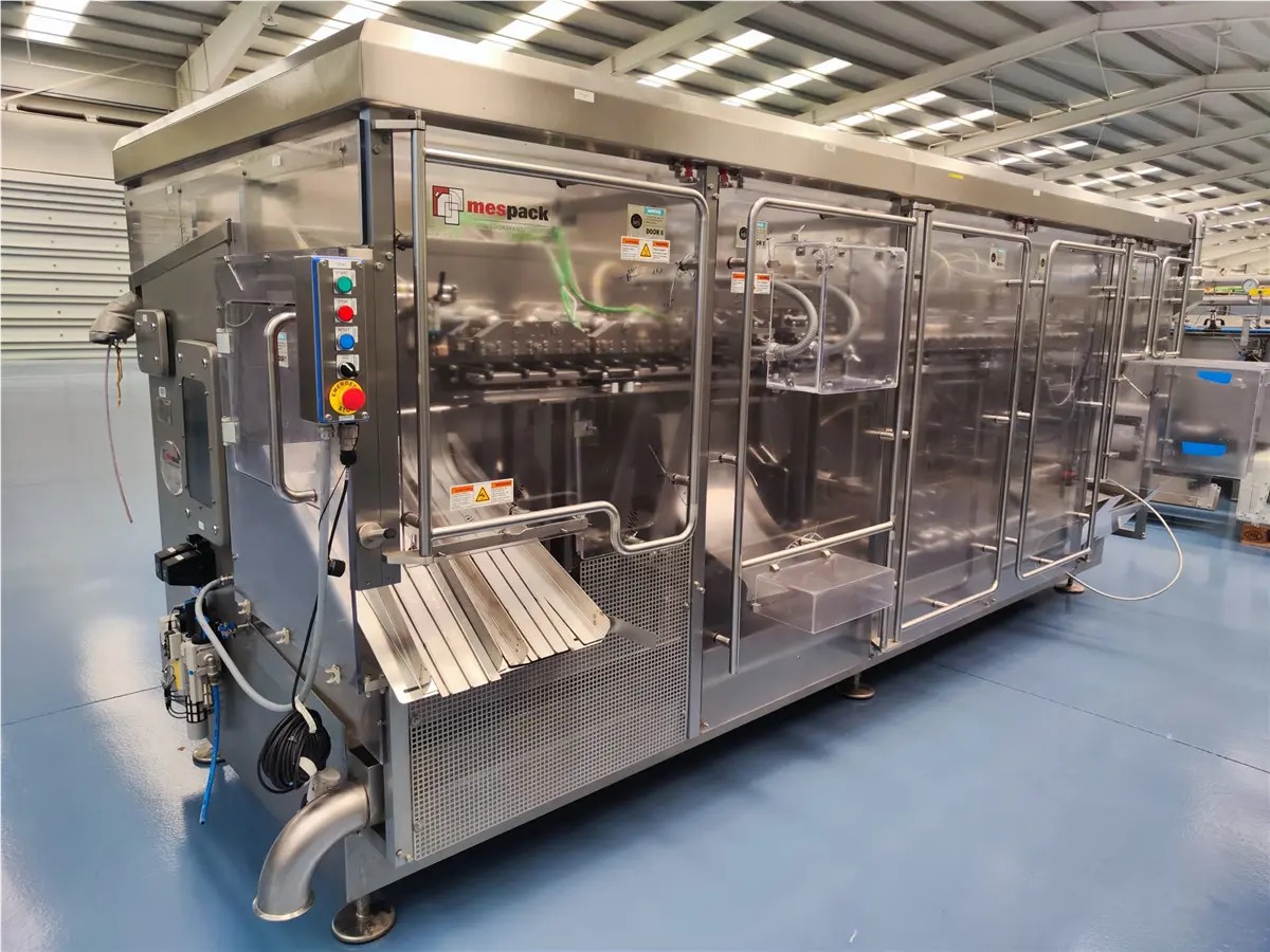 Mespack #H-320-SCD, pre-made pouch filler & sealer, 100 pouches/minute, 3 filling stations, 1 kg max. fill