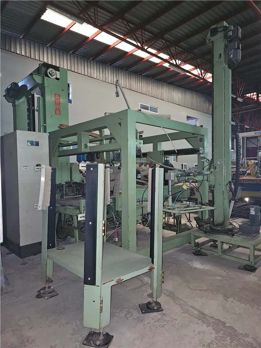 OCME #P115N/S/F, box depalletizer, 25 boxes/minute, 30 HP, 380 V.