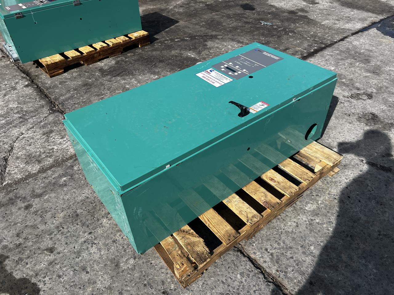 400 Amp. Cummins/Onan #OTPCC-5751807, Automatic Transfer Switch, circuit breaker, 3-pole, NEMA 1 enclosure