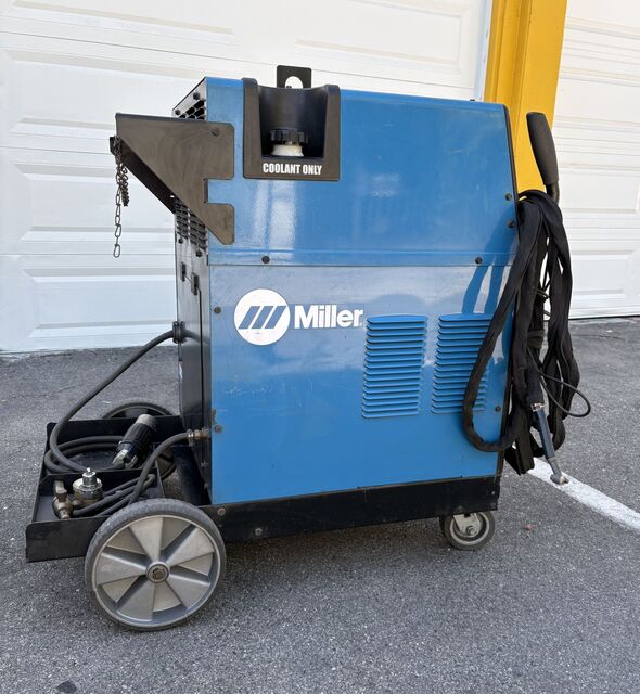 Miller #Syncrowave-250-DX, AC/DC TIG/Stick Welder, 250 amps, integrated water cooler, water-cooled torch