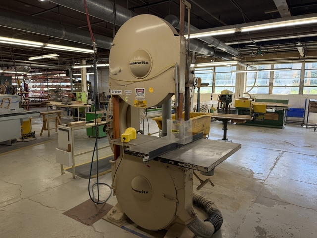 36" Tannewitz #GHE, Vertical Band Saw, 36" throat, 18-1/2" under guide, 36" wheels, 7.5 HP, 220/440 V., 3