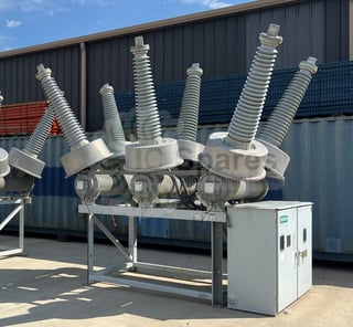2000 Amps, Siemens, SF6, Circuit Breaker, 145 Kv