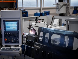24.8" x 157.5" Fermat #BUC-E-63/4000, CNC cylindrical grinder, 29.5" x3.9" x12" grinding wheel