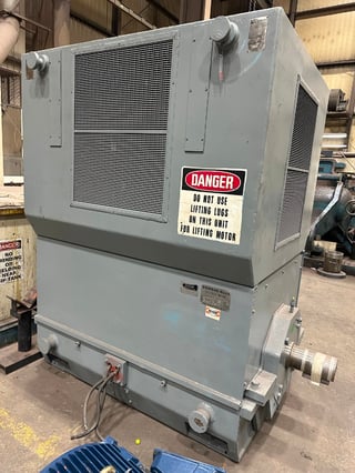 900 HP 598 RPM Siemens-Allis, Frame 6810, 2300 Volts, totally reconditioned electric motor