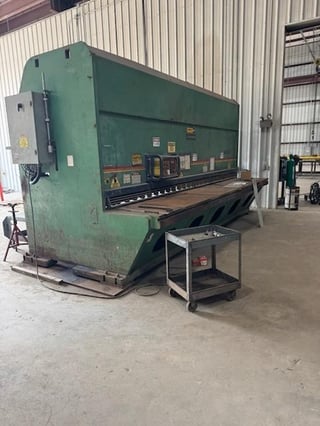 5/8" x 16' Accurshear #862520, front operated power back gauge, squaring arm, 4-edge blades, adjustable