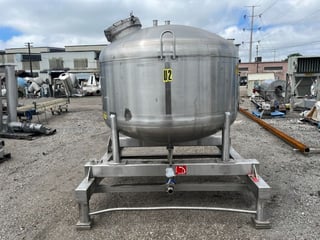 630 gallon Cherry Burrell, Receiver Tank, Stainless Steel, 72" diameter x 30" straight side, 18" Top Manway