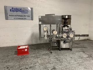 Westinghouse Capacity #RW600RH, Capper w/Hopper, 600 caps/min., 12-Spindle, 13-32 mm Seal Size, 12.4-57.15 mm