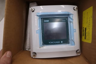 Yokogawa Flexa 4-Wire FLXA402 A-B-AD-C1-NN-A2-WR-N-N-N-NN/UM Yokogawa Flexa 4-Wire FLXA402 A-B-AD-C1-NN-A2-WR-N-N-N-NN/UM