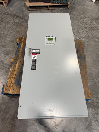 400 Amp. ASCO, automatic transfer switch, J03ATSA30400NG0C, 480 Volts, 50-60 Hz 3-Pole