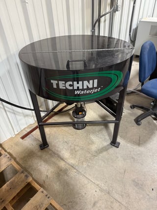 Techni Waterjet #Intec-G2 ATP, Abrasive Hopper & Waste Removal System + 1 Metric Ton GMA Garnet, Unused