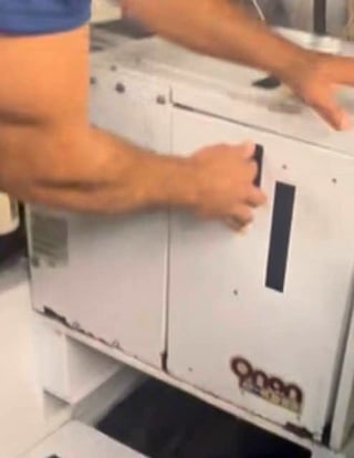 5 KW Onan, Marine Diesel Generator w/ Enclosure