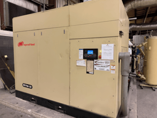 1070 cfm, Ingersoll-Rand #Sierra-H250A, oil free air compressor, 15701 hours, 2016