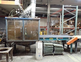 Gantry 2-Head Fully Traversing Gantry Spray Booth, (2) regulators & pressure pot, Bilt-Rite 30" x 12' wire