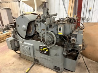 Cincinnati No. 3 Mdl. EA, Centerless Grinder w/ Infeed, Upgraded