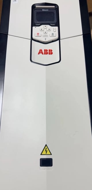 125 HP ABB, ACS880-01-156A-5, Variable Frequency Drive (VFD), 480 Volts, New Surplus, Factory Tested
