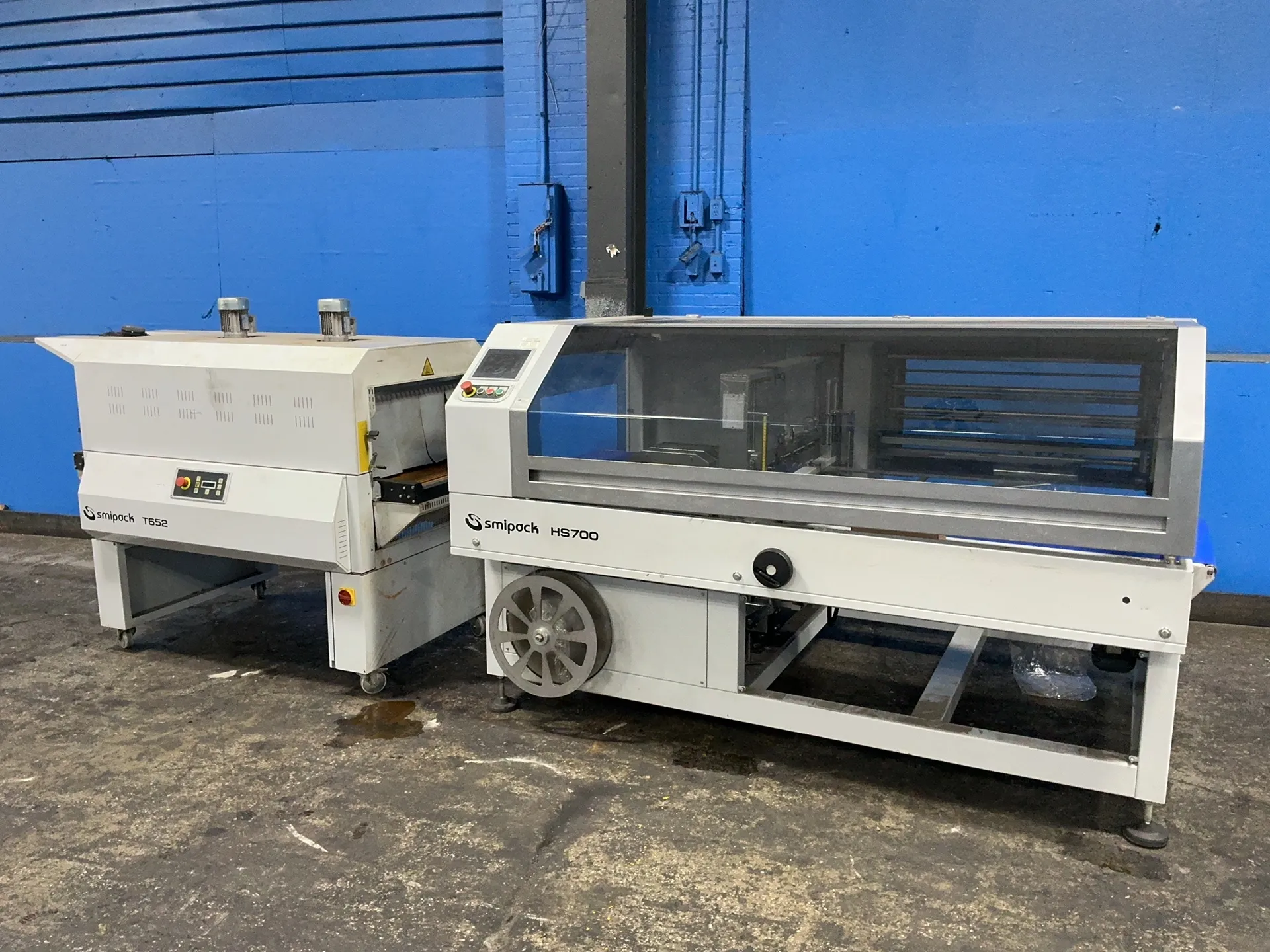 Smipack #HS700-T652, Shrink Wrapper and Tunnel, 12.5" x 26" capacity, 2019