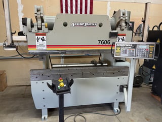 60 Ton, AccurPress #7606, hydraulic press brake, 6' overall, 8" stroke, light curtains, 2005