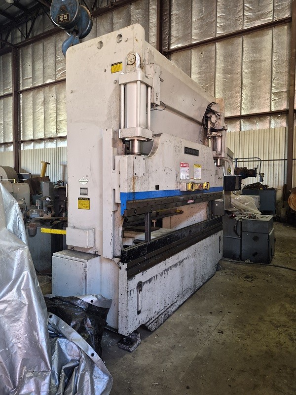 90 -Ton, Cincinnati #90FMIIx8', 14" stroke, 3-Axis CNC, 7" throat, Variable Forming Pressure, 10' overall bed
