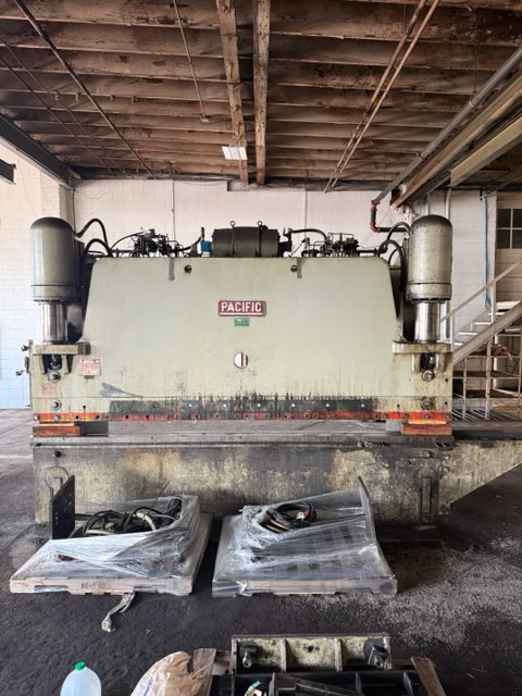 200 Ton, Pacific #200-12, Hydraulic Press Brake, 12' overall, 12" stroke, 125" between housing, 8.25" throat