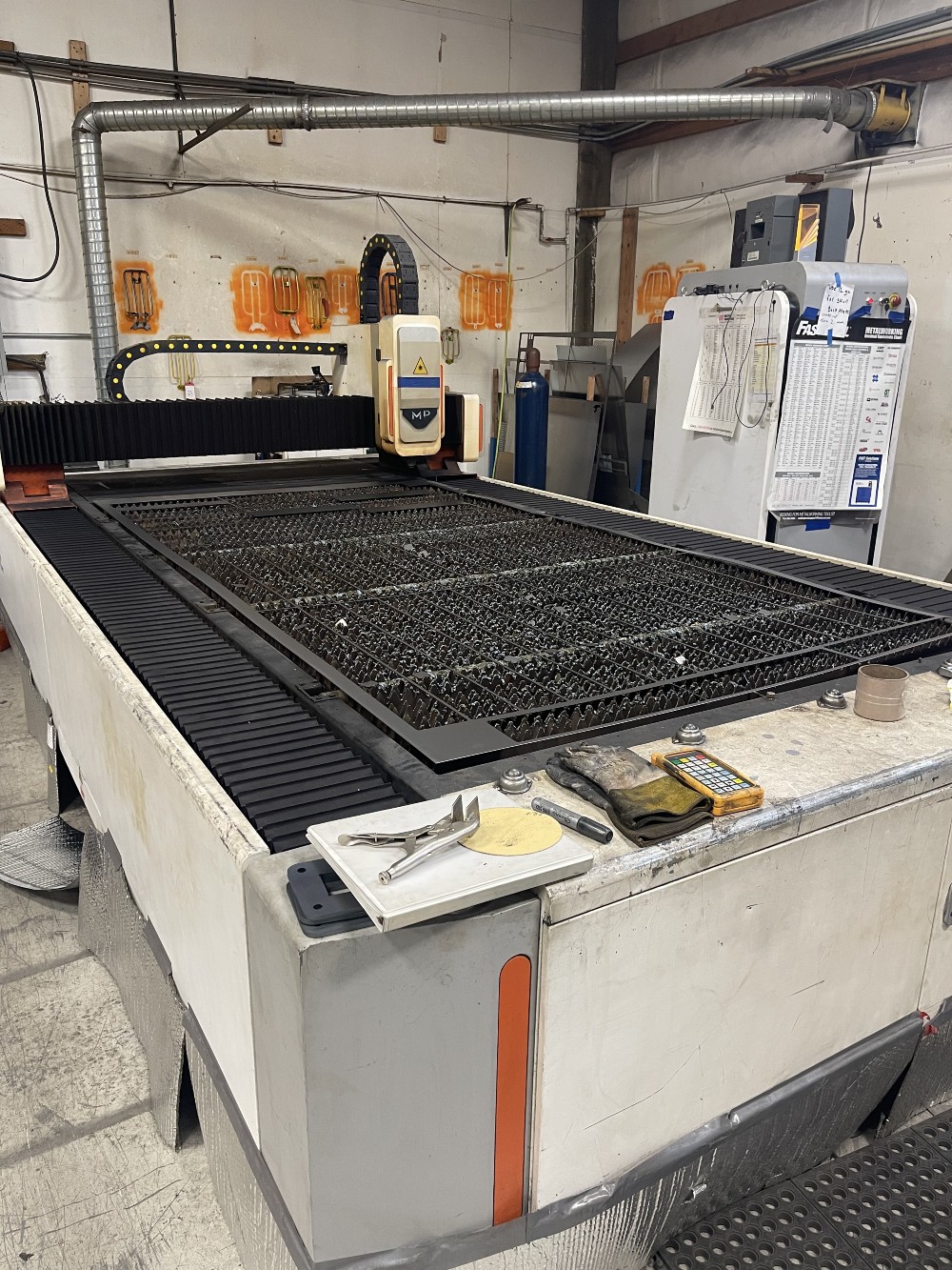 Gweike #LF3015L, 1000 watts, CNC Fiber Laser Cutter, 5' x 10' table, IPG Laser Source, 2018