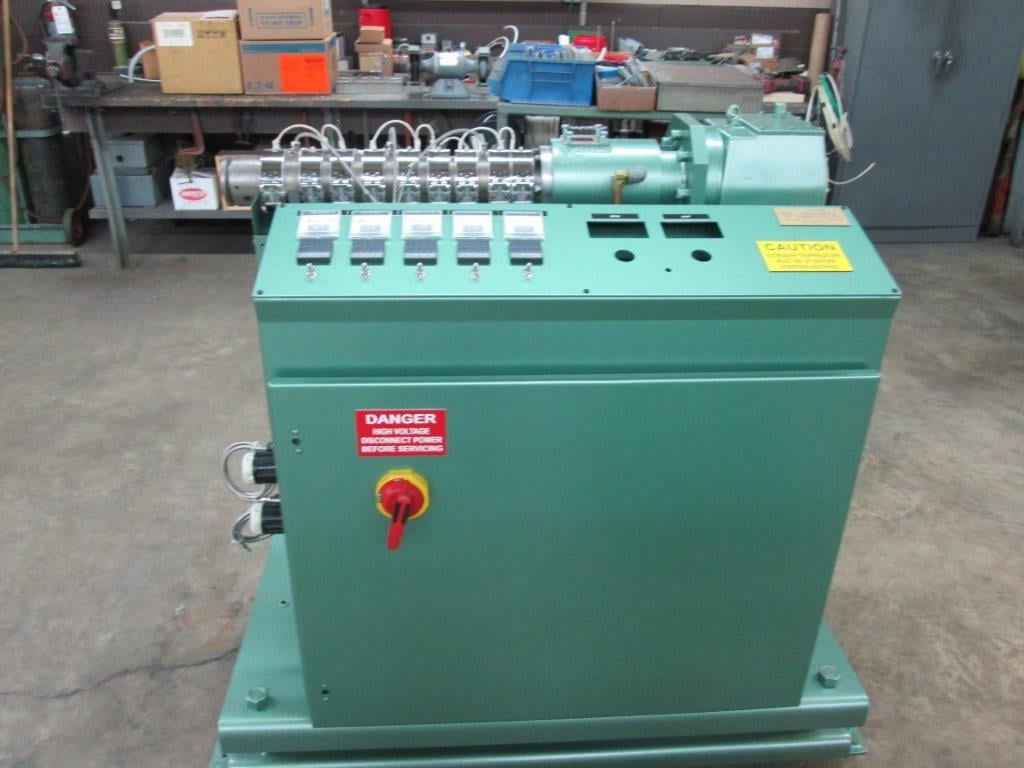 1" Akron, extruder, 24:1 L/D, new 3 HP AC motor & drive, new barrel & screw, rebuilt gearbox, Rebuilt (2