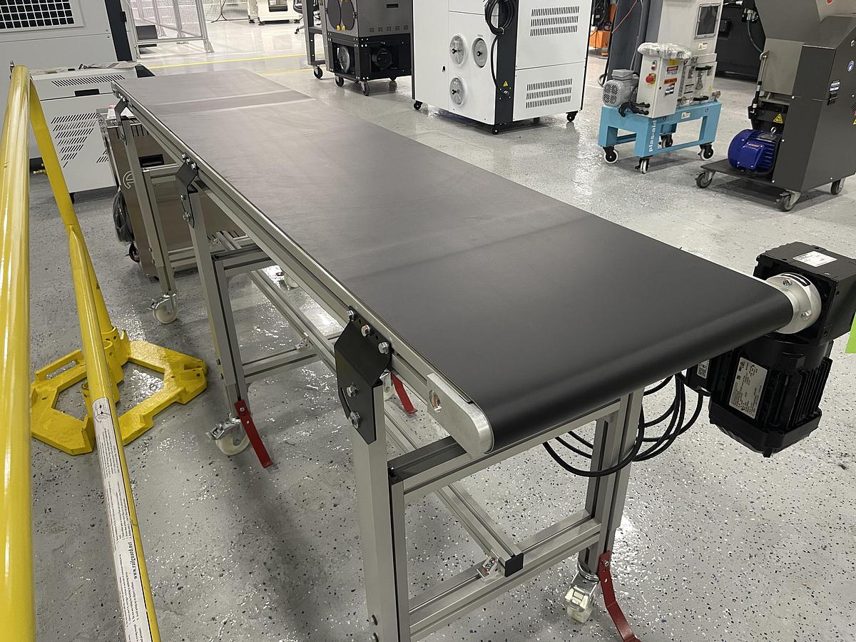 24" wide x 8' long, MK #GUF-P 2000, flat belt conveyor, 60 FPM, 1/3 HP, new, 2026