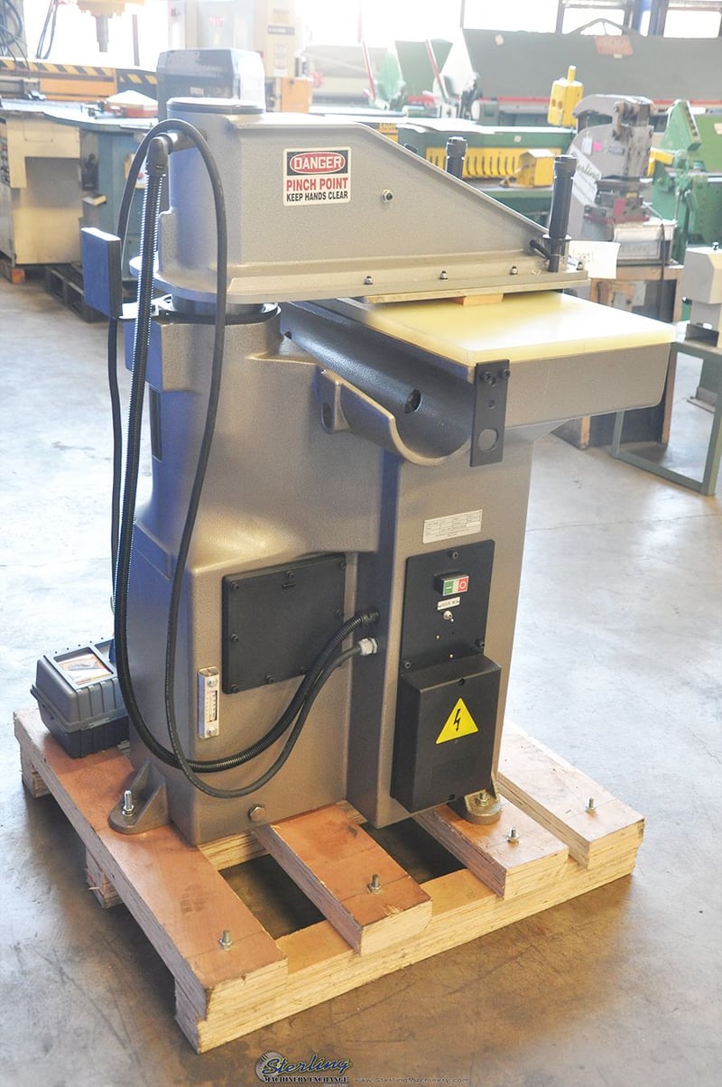 22 Ton Apmc APM SA22 3.54 stroke hydraulic clicker press