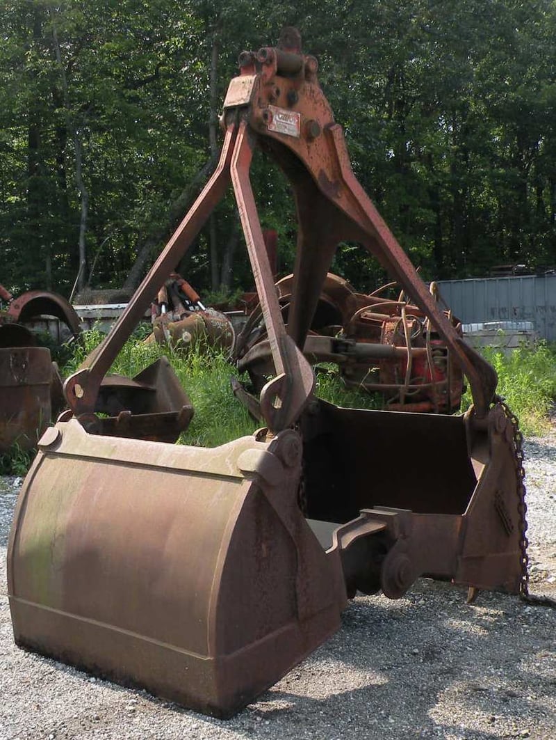 Hawco clam shell bucket, 1 yard, used for Sale Surplus Record