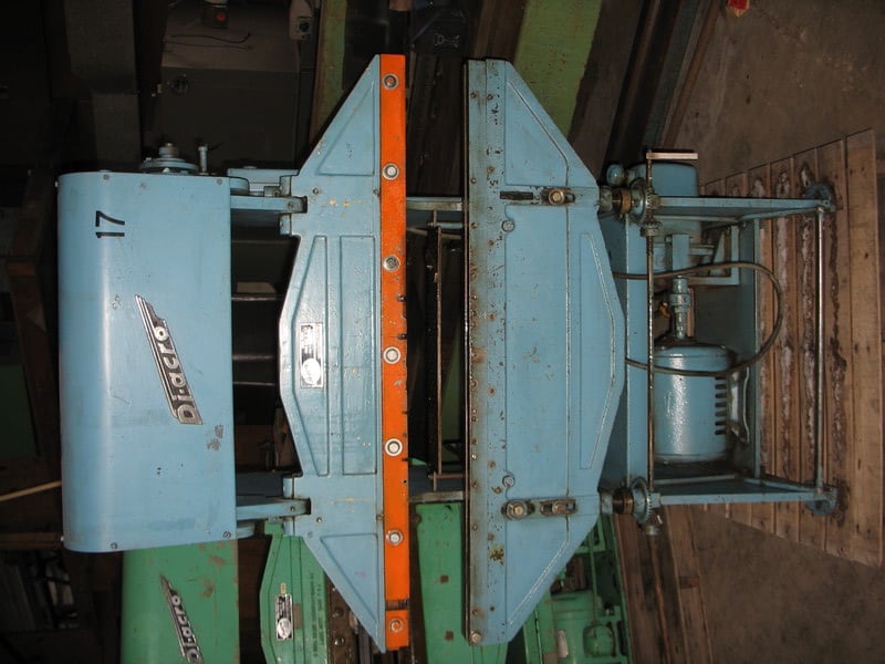 12 Ton, DiAcro 1848, 4' overall, 30" between housing, 1.5" stroke, 7.