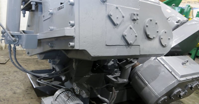 3.5" MEECO #2R-2M, 2 motor, 2-roll rotary bar straightener w/handling equip & spares