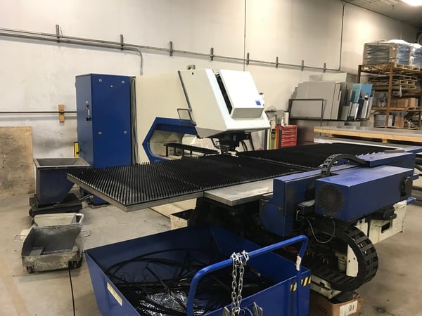 22 Ton, Trumpf #TC2000R, CNC turret punch, 50" X, 50" Z, Bosch CNC Control, 1999