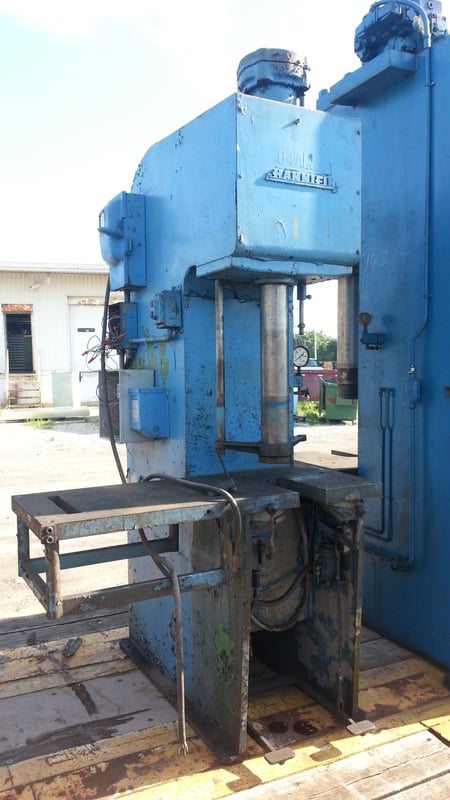 15 Ton, Hannifin #F-150-X2, hydraulic, 17" stroke, 10" thr., 4" diameter ram, 19" x 48" bed, s/n D-9556, 1957