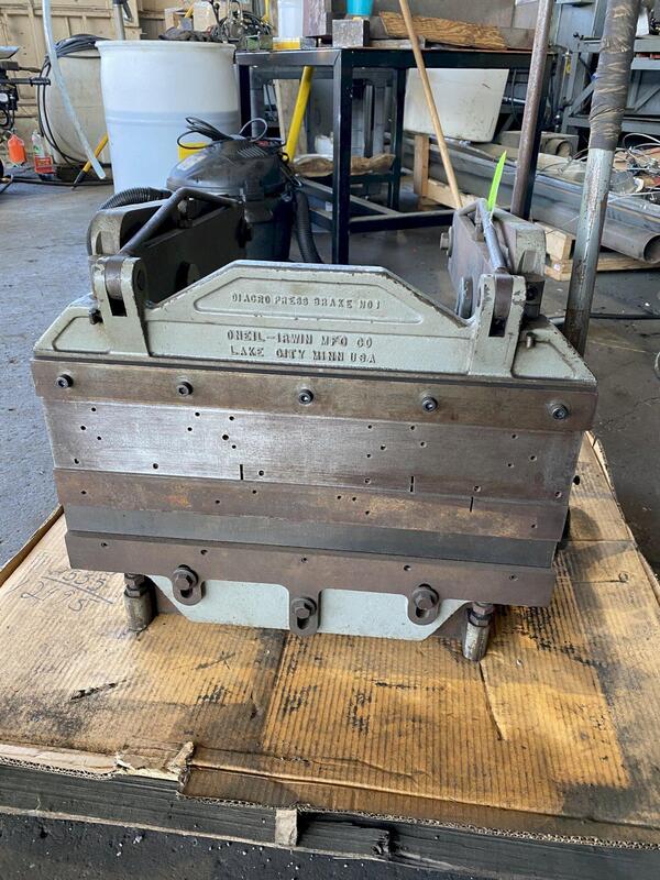 DiAcro 1, press brake, 14" bed, 6" throat, manual back gauge for Sale