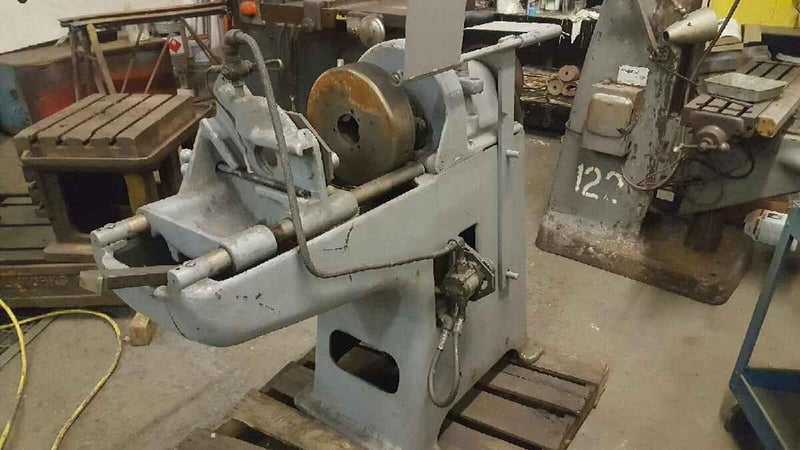2" Landis, Threading Machine, coolant pump, manual feed for Sale