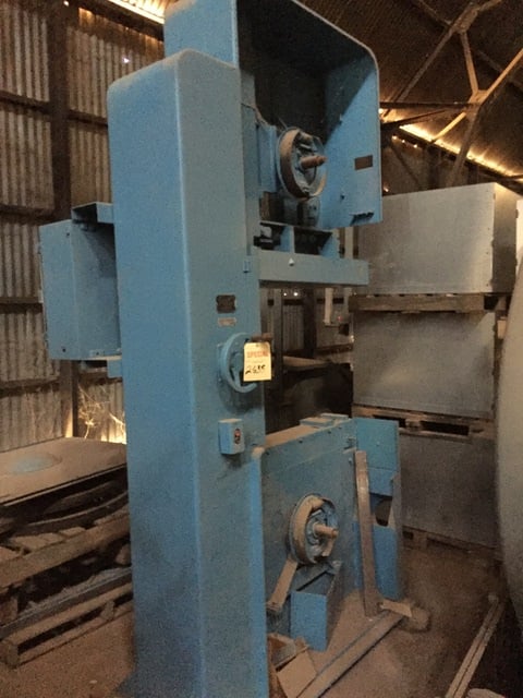 36" x 20" Tannewitz #GV1NE, vertical band saw, 36" wheel diameter, S/N 16084