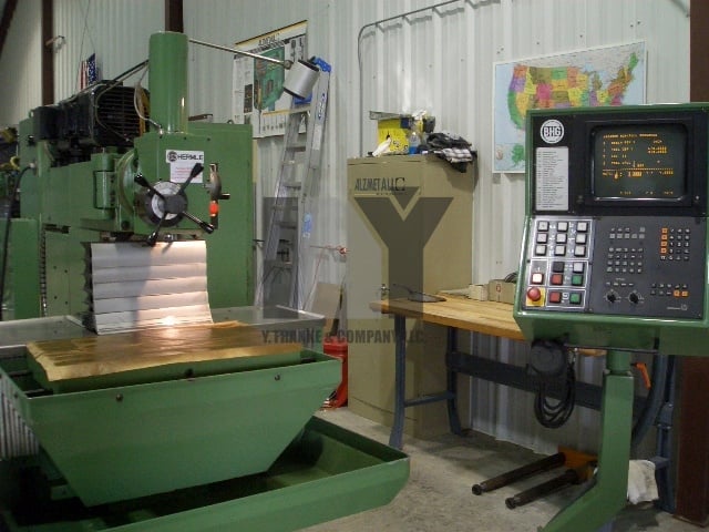 Hermle #UWF-600, universal mill, 12.6" X, 11.2" Y, 13.7" Z, 6k RPM, CT40,3-Axis, TNC 355,1992