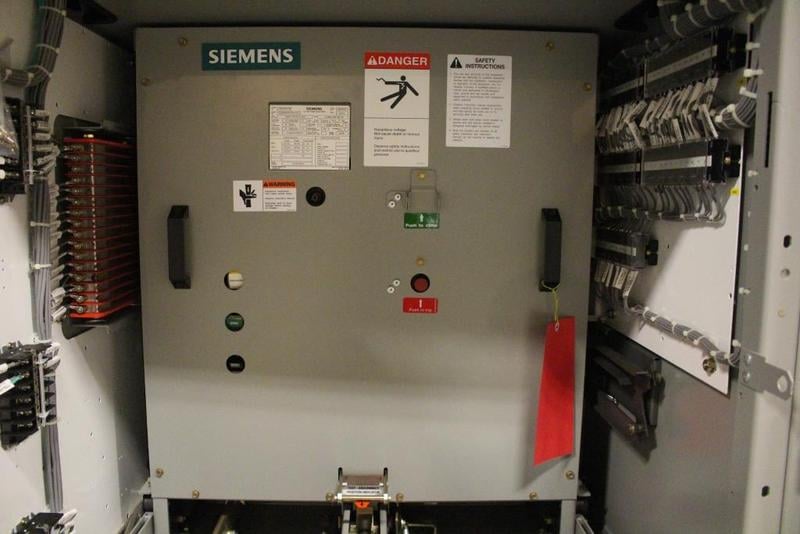 1200 Amps, Siemens, 05-GMSG-0050-1200-130, 5 KV, w/gear, unused (2 ...