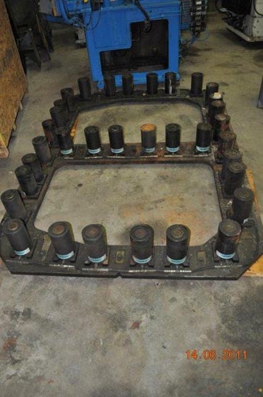 Cushion Nitrogen Ring, Super Brite nitrogen cylinders, 34 cylinders mounted on 3" ring