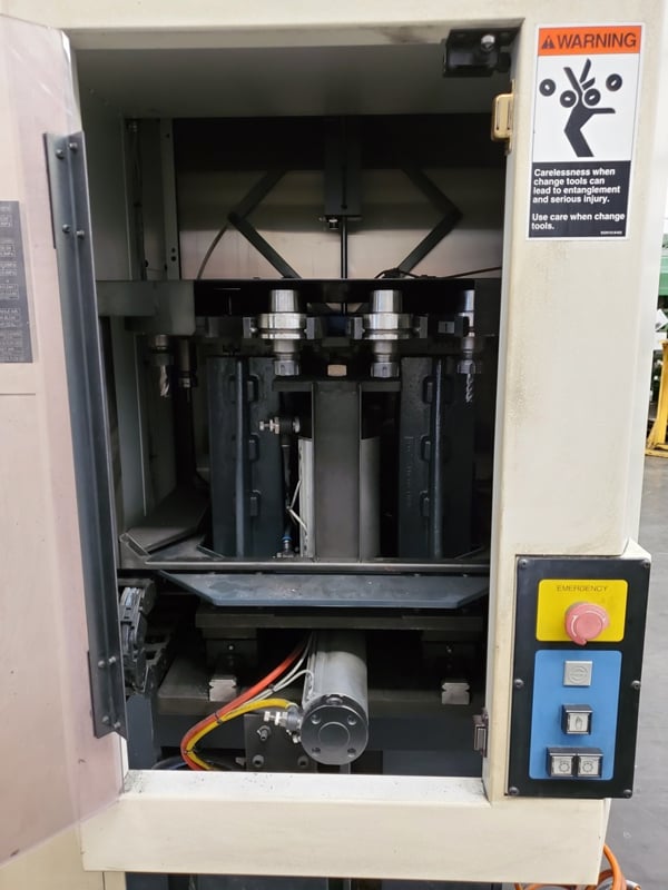 Makino #SNC-64, vertical machining center, Pro 3 CNC, 223.6