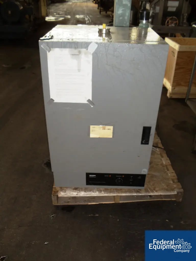 15" width x 27" H x 18" D Precision #45EM, 4.5 cu.ft. oven, 210&deg;C, Stainless Steel, 1800 watts, 115 V.