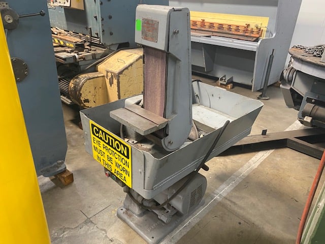 6" Hammond #VH-600-W, abrasive wet belt grinder, 3 HP, 1800 RPM, S/N 662, #5894