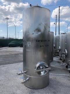 550 gallon Crepaco, Stainless Steel tank, 40" dia. x 102" straight side, dish top