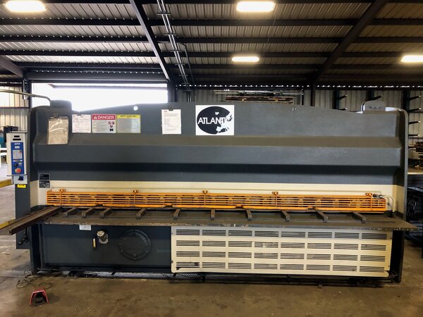 1/4" x 12' Haco #HD1214, hydraulic shear, 34" front operated power back gauge, 10-17 SPM, 21 holddowns, 20