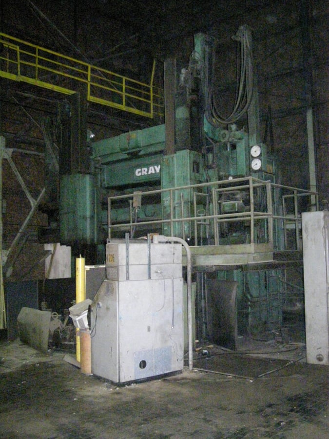 120" Gray, vertical boring mill, 132" swing, 296" machine height, 40" face, 172,000 lbs max load capacity
