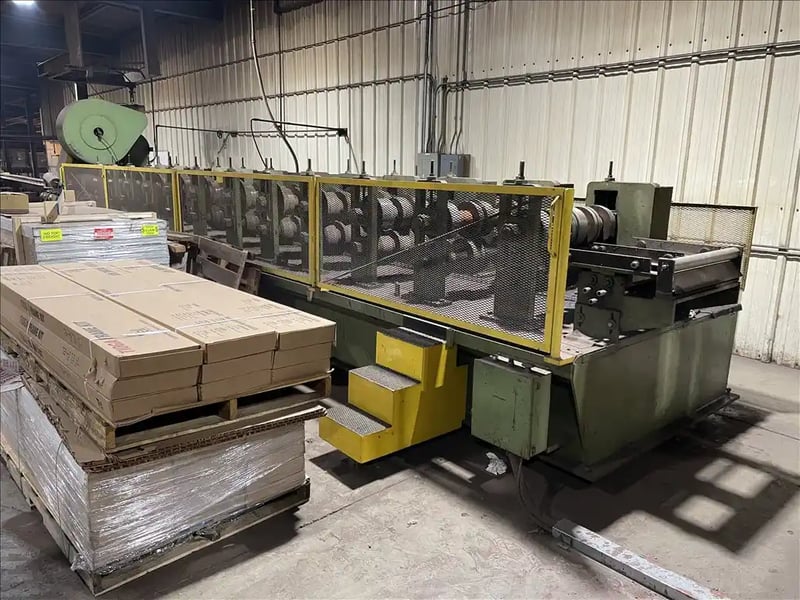 12 Stand, Bradbury #D3-30-12 Zee Purlin tooled, gear drive rollforming line,S43020